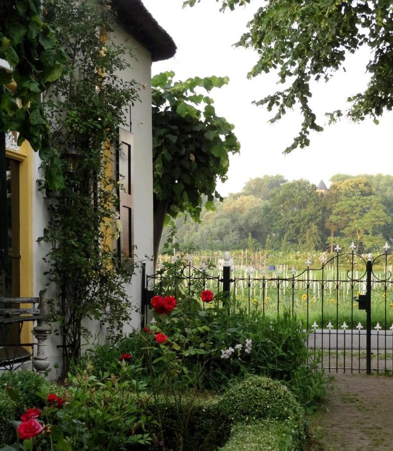 Waerdenhoeve Waardenburg ภายนอก รูปภาพ